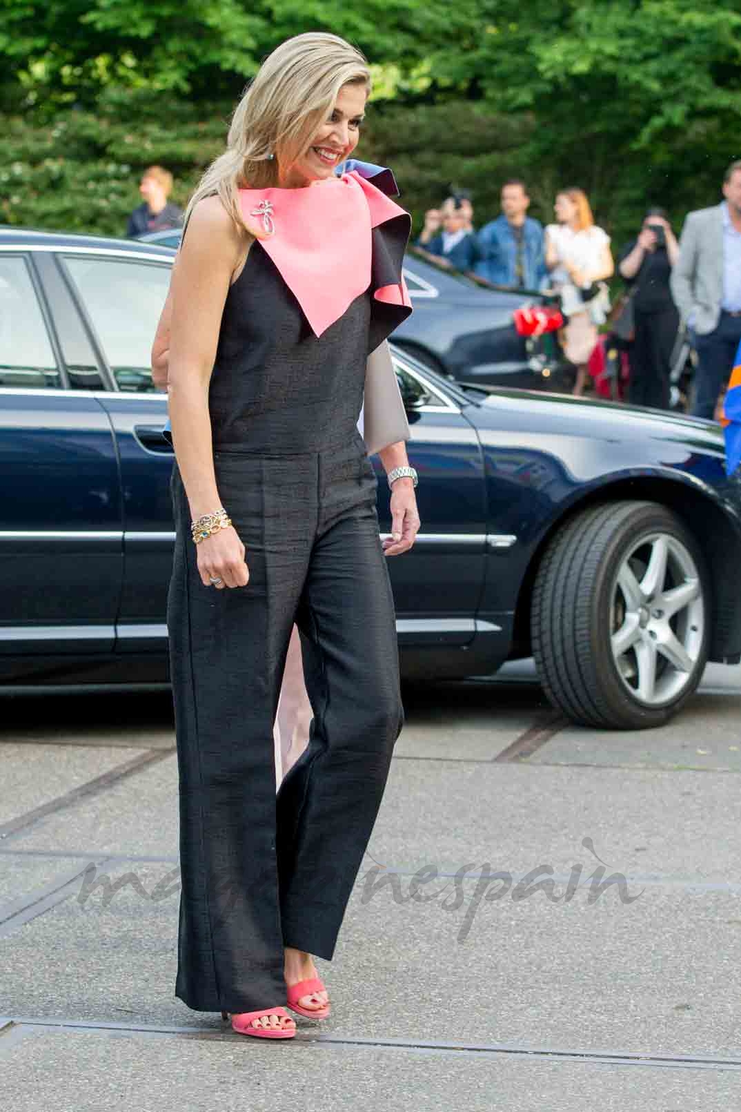 reina maxima de holanda y su jumpsuit