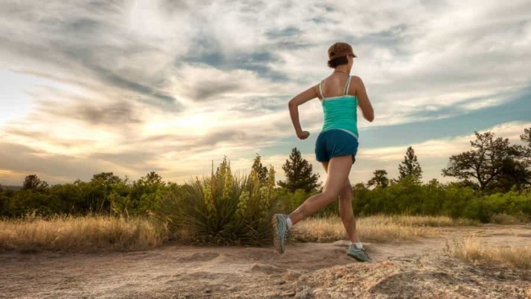 La peligrosa moda del Retro Running