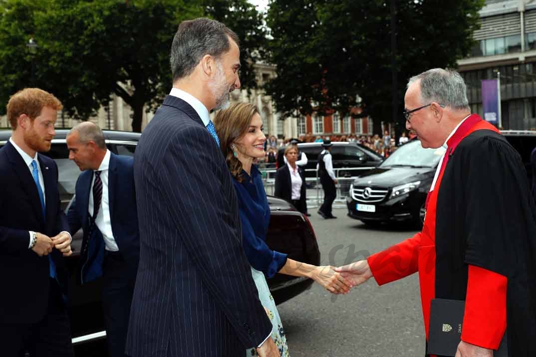 Reyes Felipe y Letizia en la Abadia de Westminster © Casa S.M. El Rey