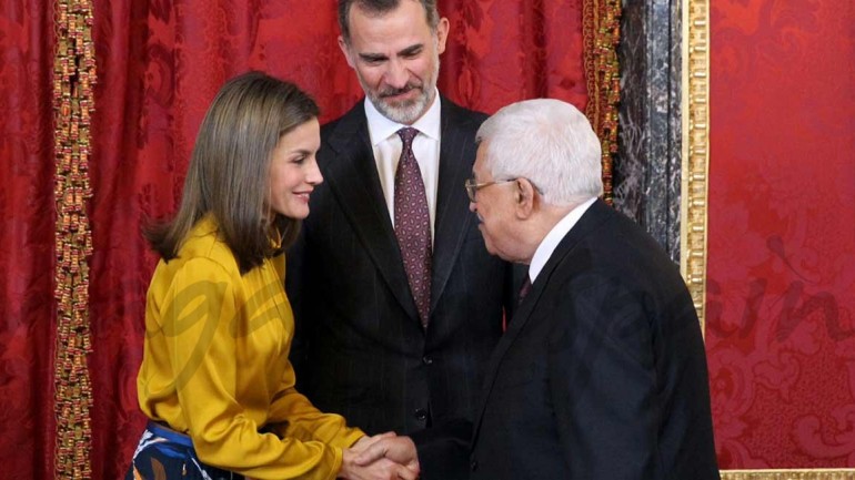 Los Reyes almuerzan con el Presidente de Palestina