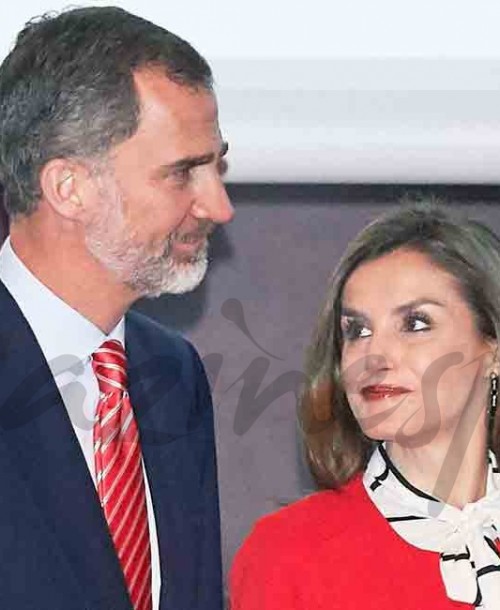 El abrigo de la reina Letizia del que todo el mundo habla