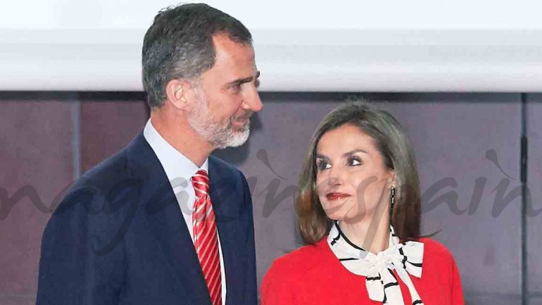 El abrigo de la reina Letizia del que todo el mundo habla