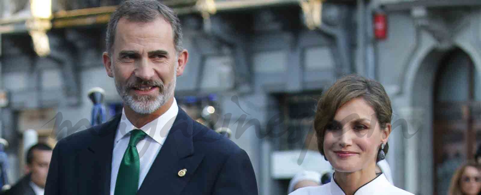 Los Reyes de España llegan a los Premios Princesa de Asturias 2017