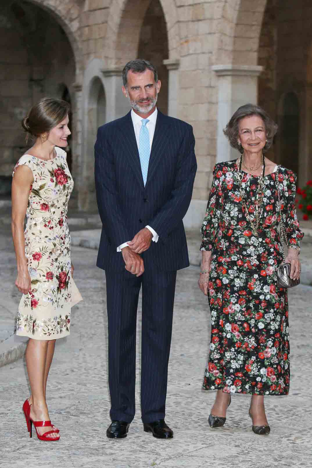 reyes de españa y reina sofia recepcion