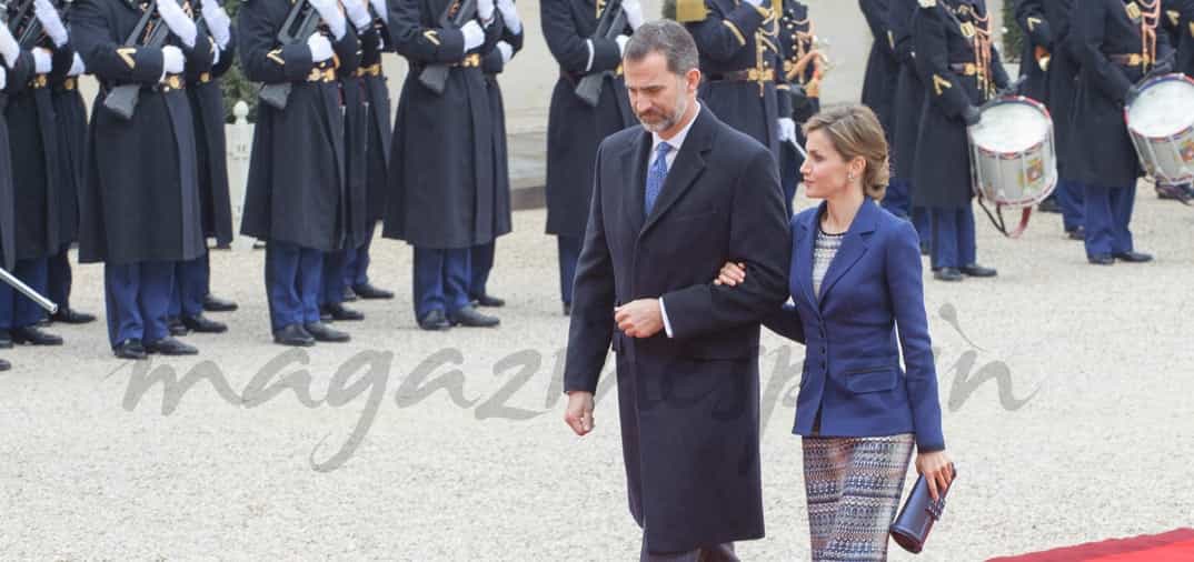 Los Reyes de España cancelan su visita a París