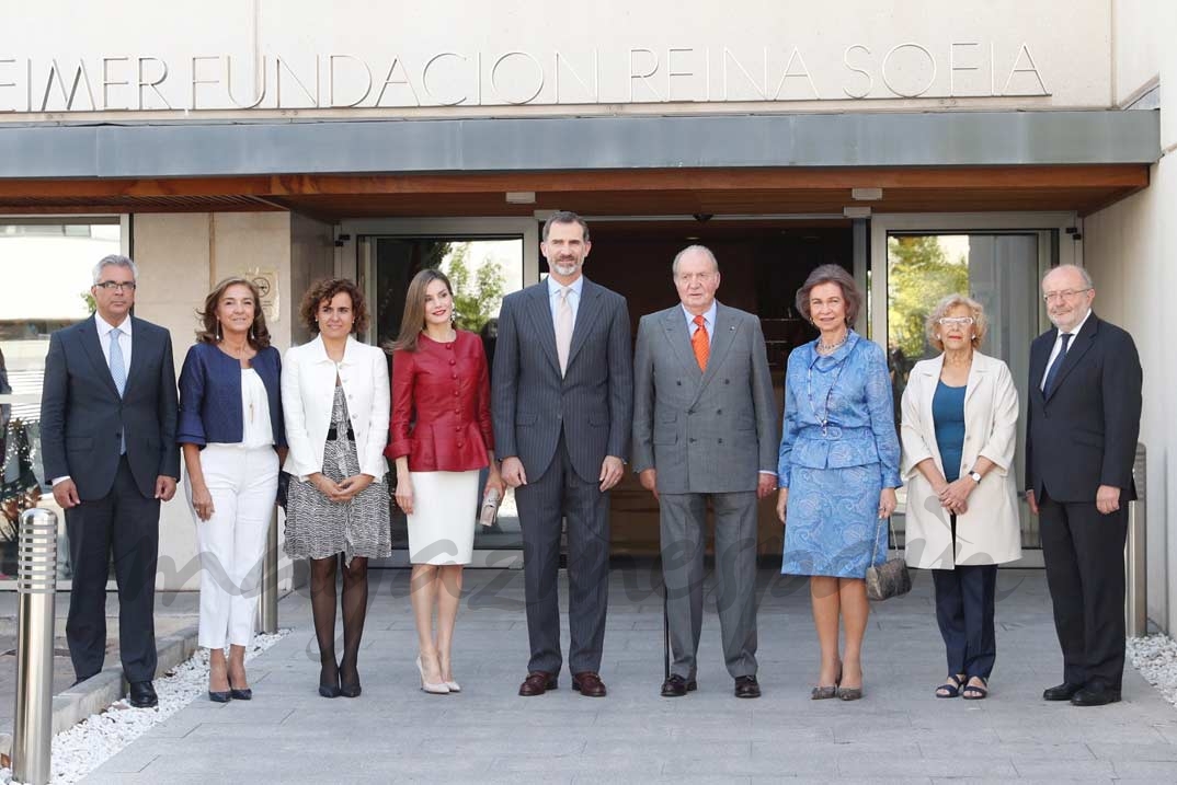 Reyes Felipe y Letizia junto a los Reyes don Juan Carlos y doña Sofía