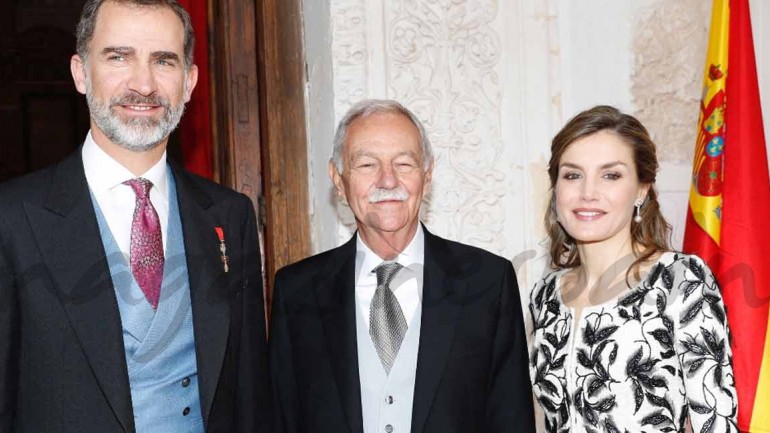 Los Reyes entregan el Premio Miguel de Cervantes a Eduardo Mendoza