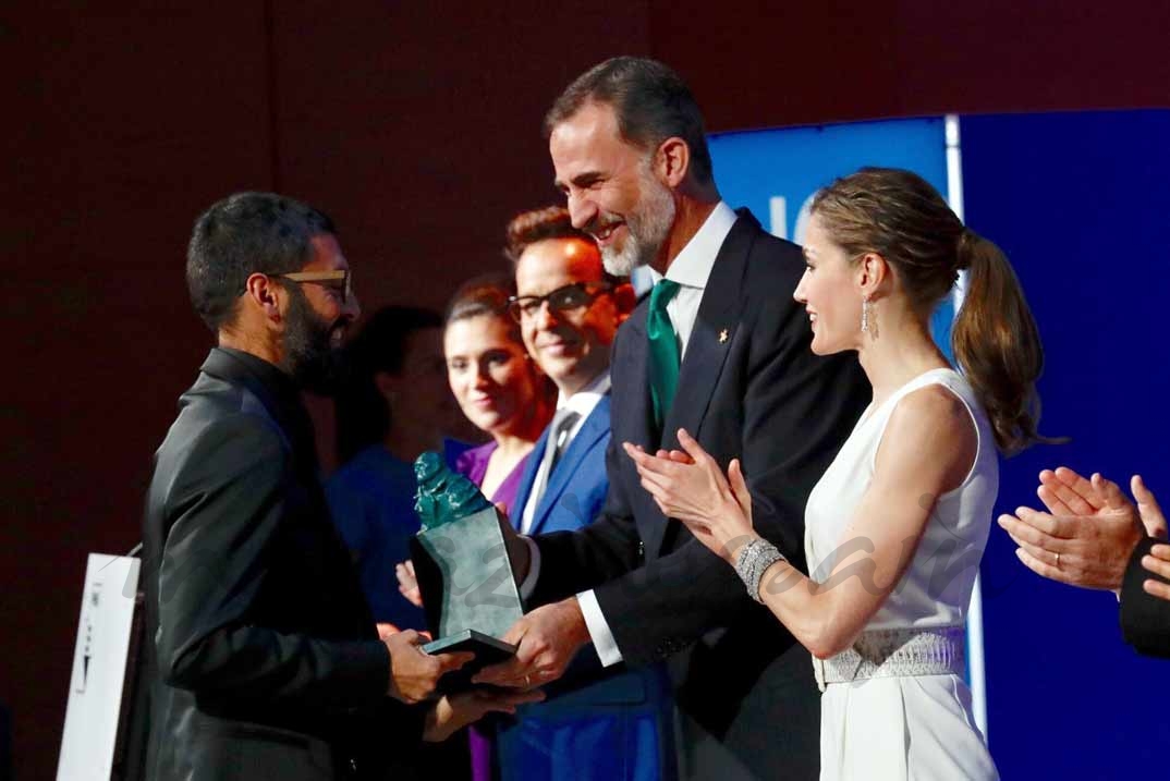 El Rey entrega el Premio FPdGi Artes y Letras 2017 a Juan Zamora González © Casa S.M. El Rey