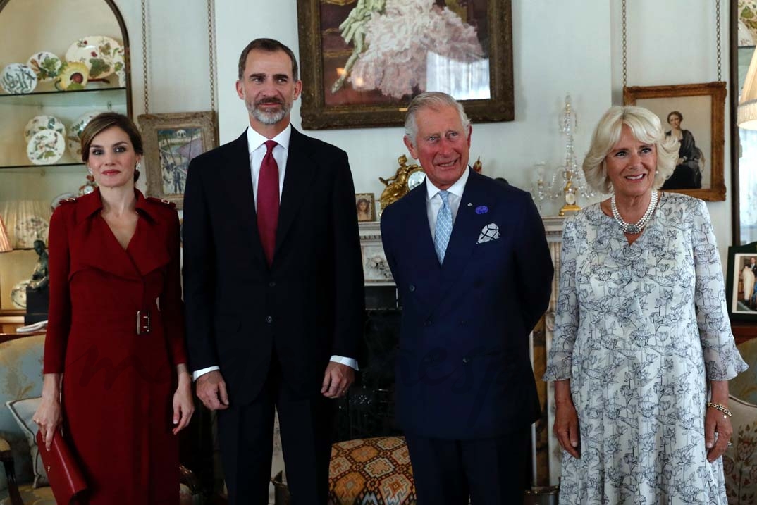 Los Reyes junto al Príncipe de Gales y la Duquesa de Cornualles - Casa S.M. El Rey