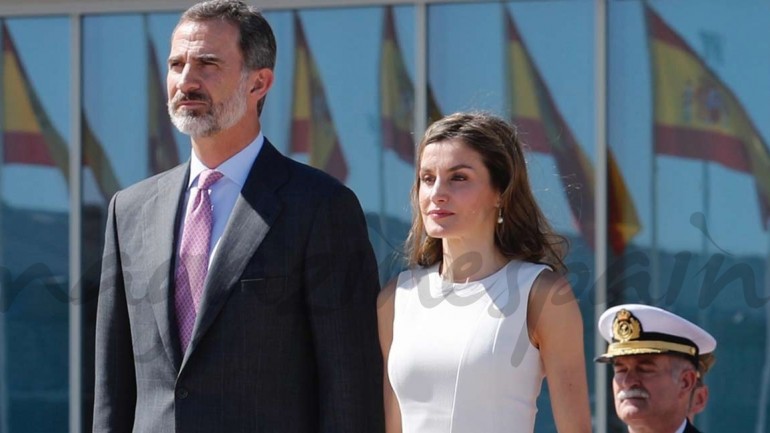 Los Reyes comienzan su viaje de Estado a Reino Unido