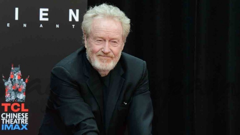 Ridley Scott ya tiene sus huellas en el Teatro Chino de Los Ángeles