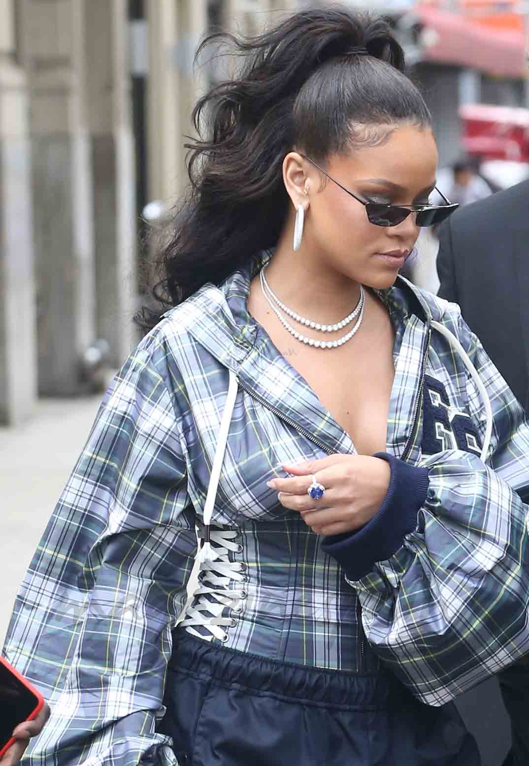 rihanna xxl