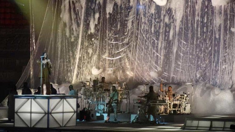 Rihanna, por fin, comienza su gira mundial con «ANTI»