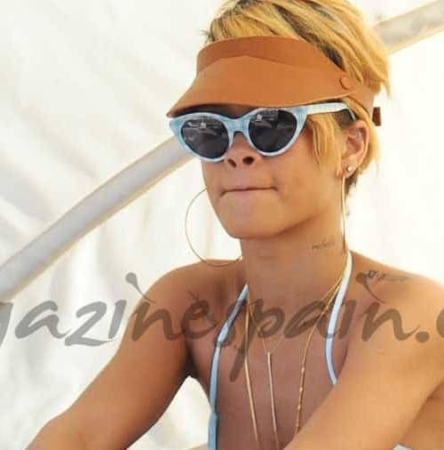 Rihanna al natural