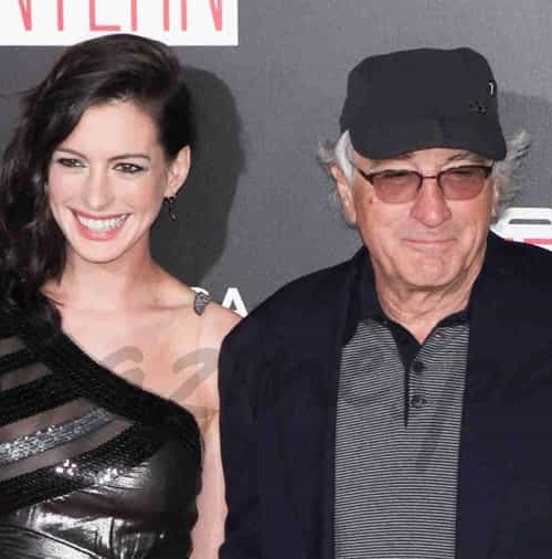Robert de Niro «el becario» de Anne Hathaway