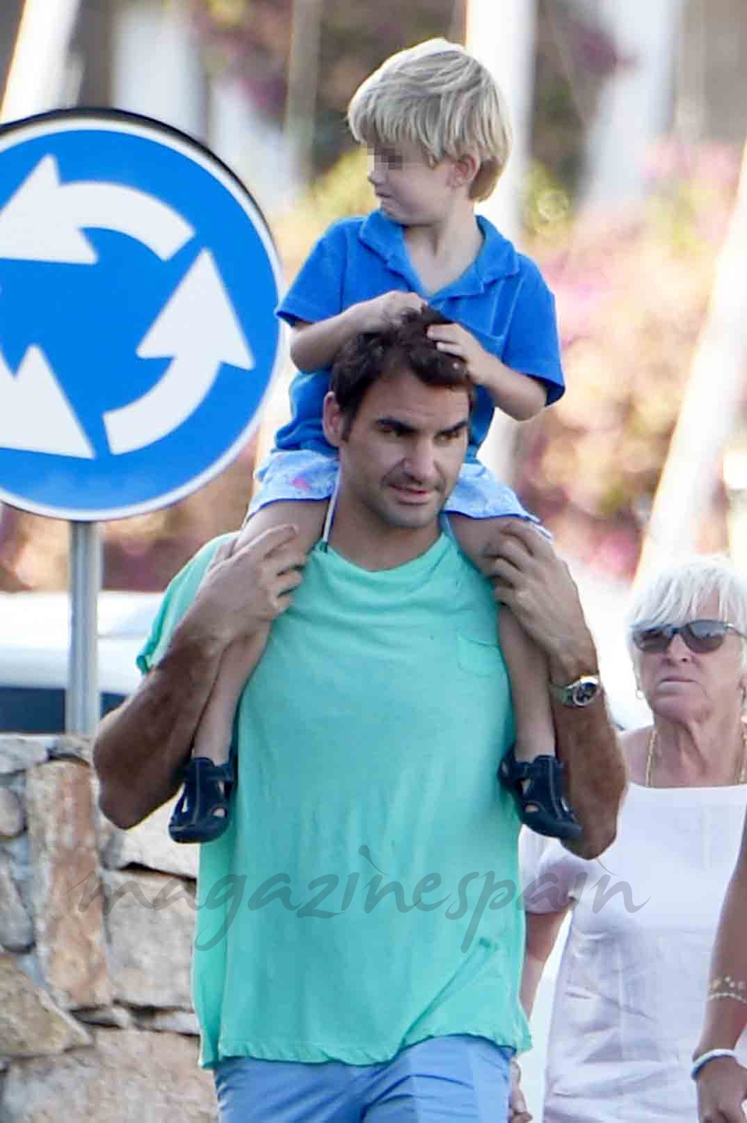 roger federer vacaciones en familia en sardinia