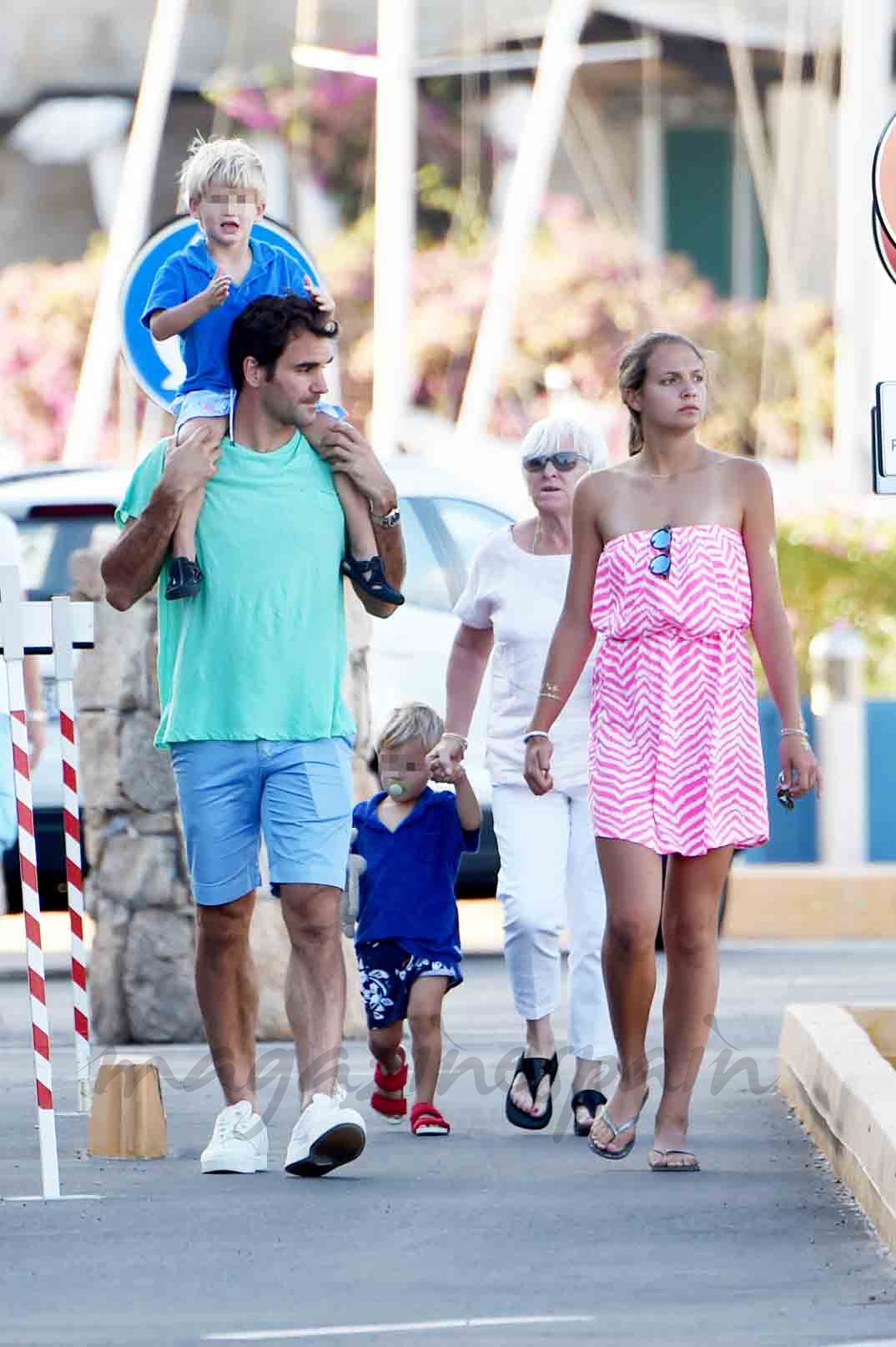 roger federer vacaciones en familia en sardinia