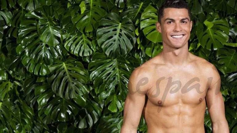 Cristiano Ronaldo presume de cuerpo diez