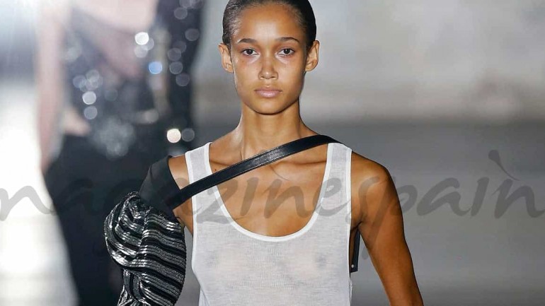 París Fashion Week: Saint Laurent Primavera-Verano 2017
