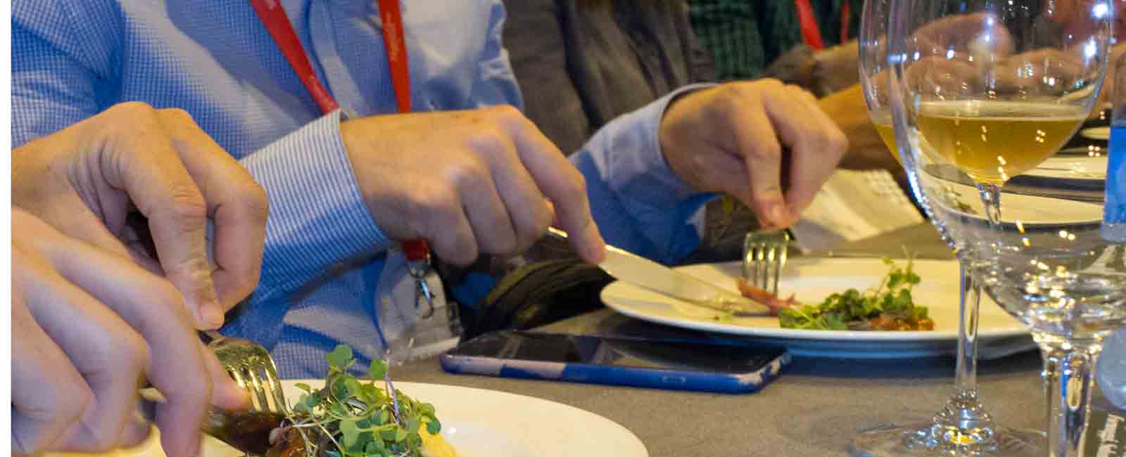 Cayetano Martínez de Irujo y Carlos Oyarbide, un Show Cooking de lo más gourmet