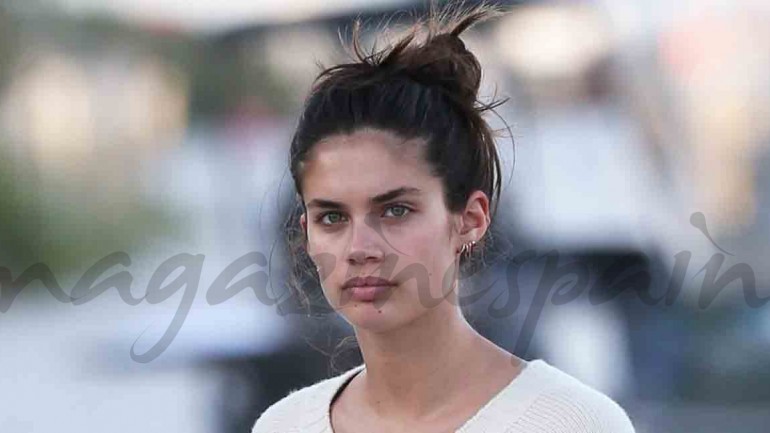 Sara Sampaio al natural