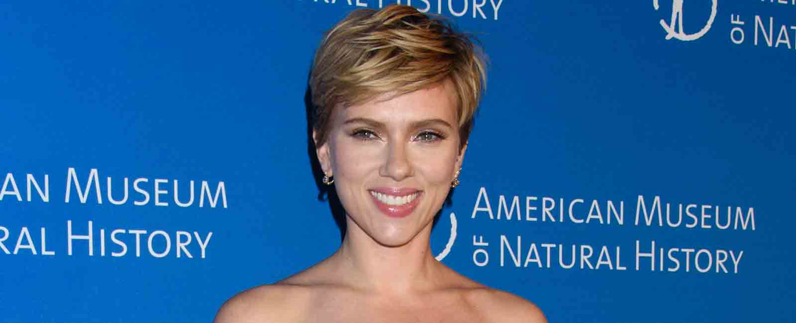 scarlett johansson presume de tatoo