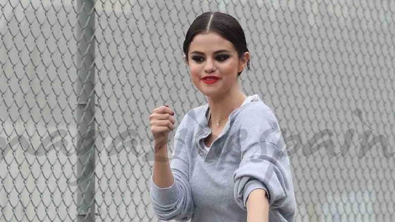 Selena Gómez paseo en bici en solitario tras su ruptura de The Weeknd