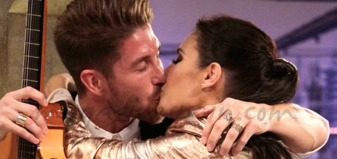 El beso de Sergio Ramos a Pilar Rubio