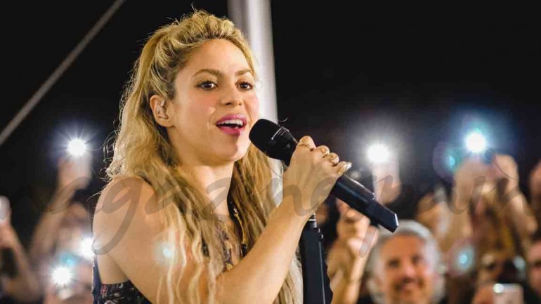 Shakira vuelve a los escenarios