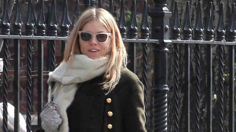 Sienna Miller, una mamá de cine con su hija Marlowe por las calles de Nueva York