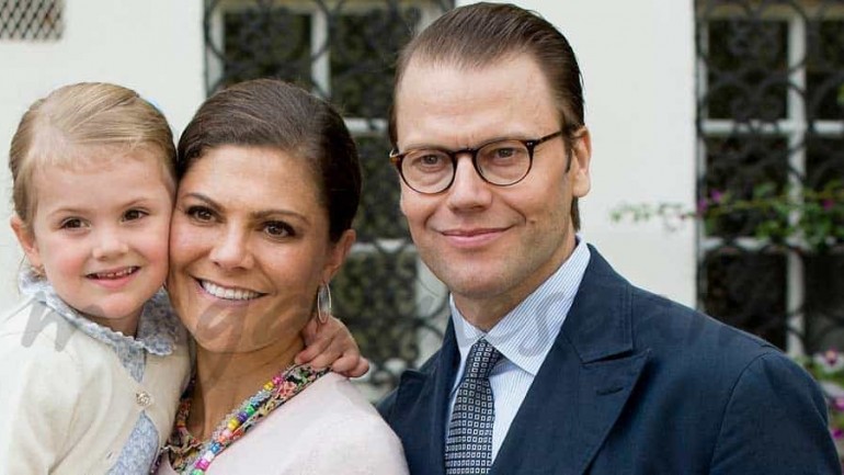 Fiesta Nacional en Suecia, por el 38 cumpleaños de la príncesa Victoria