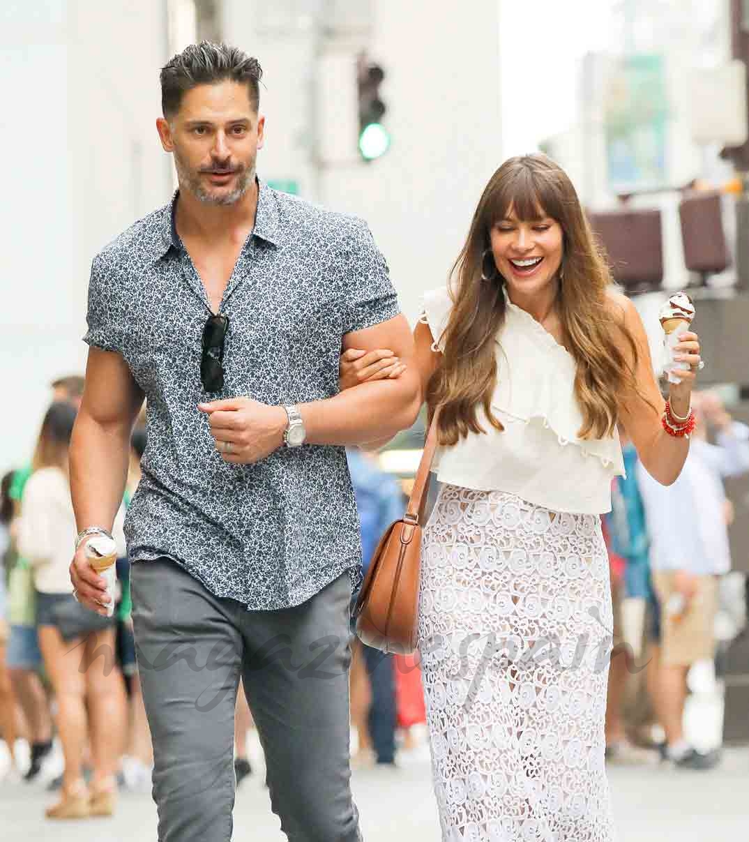 sofia vergara y joe manganiello felices por new york