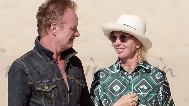 Sting y su esposa, enamorados a la orilla del mar