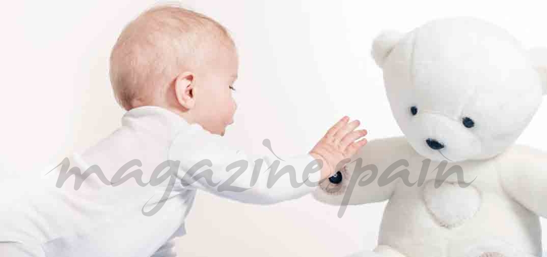 Teddy, el osito de peluche que vigilará a nuestros hijos