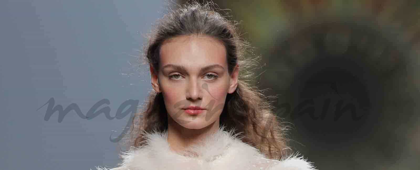 Mercedes Benz Fashion Week: Teresa Helbig Otoño-Invierno 2017/18