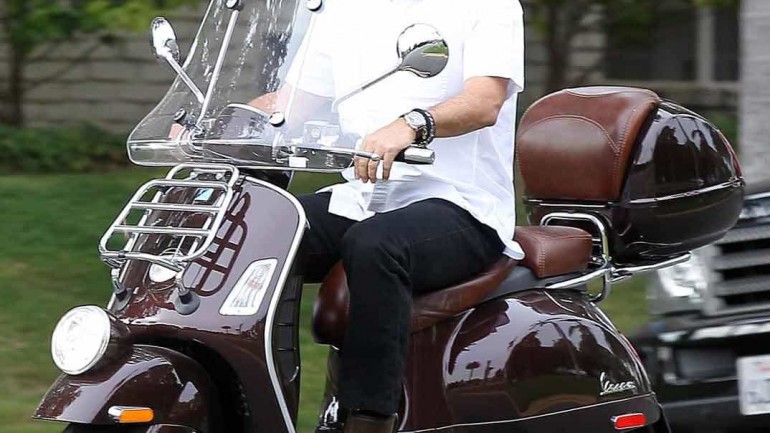 Tom Hanks y su familia, turistas en París