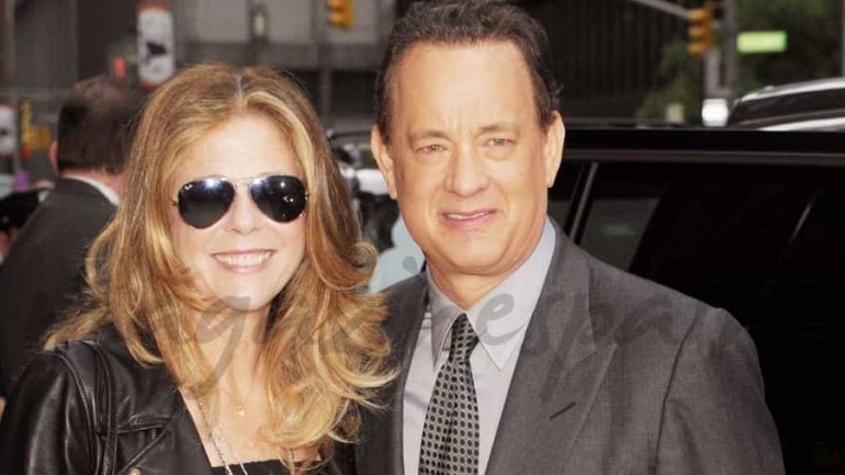 Tom Hanks y Rita Wilson recuperan la sonrisa