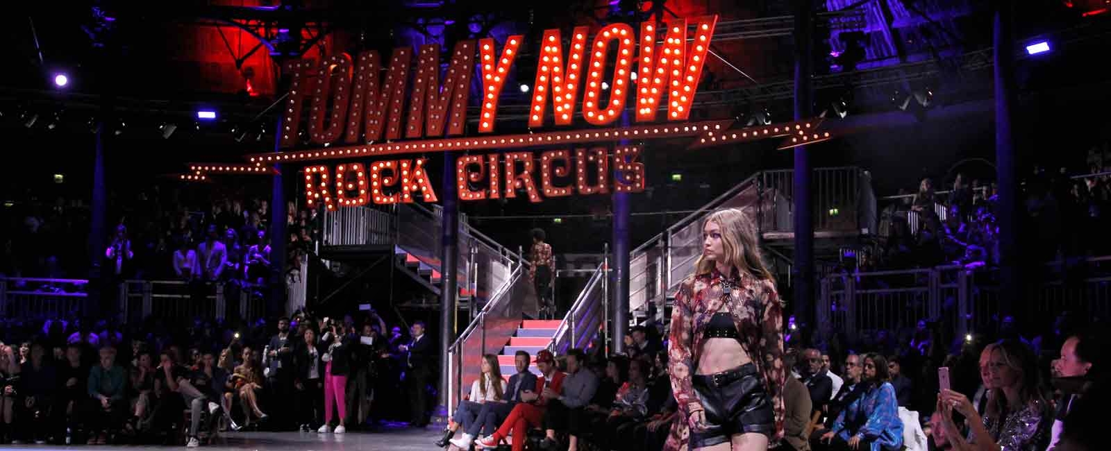 TommyNow RockCircus, el desfile Otoño 2017 de Tommy Hilfiger en Londres