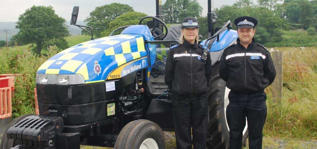 El tractor policía