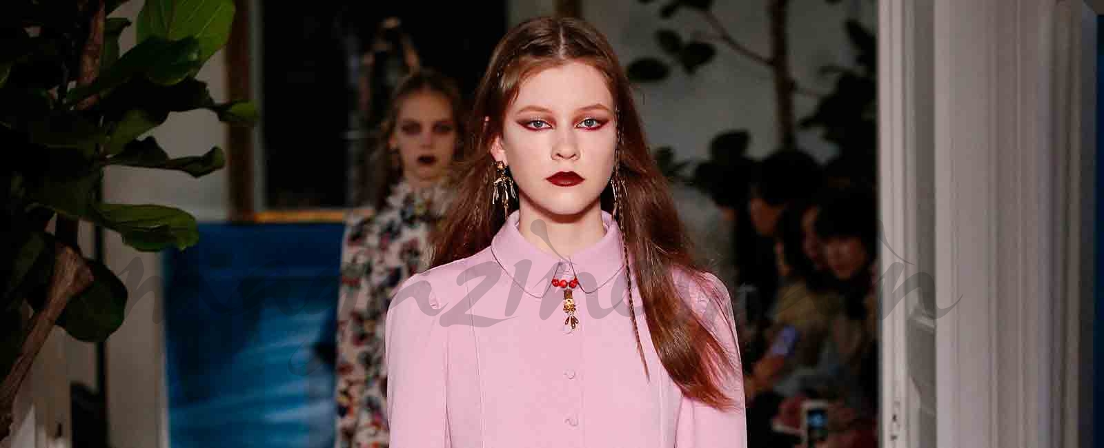 París Fashion Week: Valentino Otoño-Invierno 2017/18