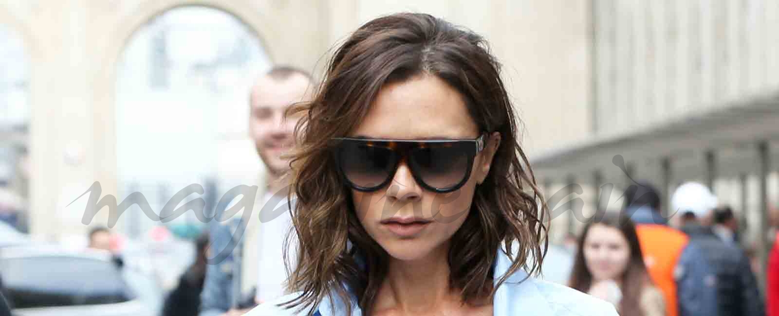 Victoria Beckham con su hijo Brooklyn y su ex «nuera» en París