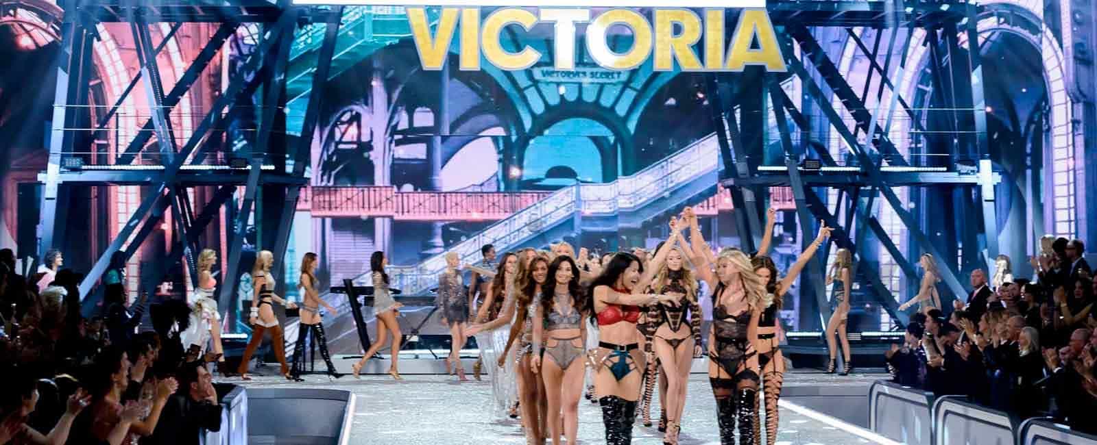 El Show de Victoria’s Secret conquista París