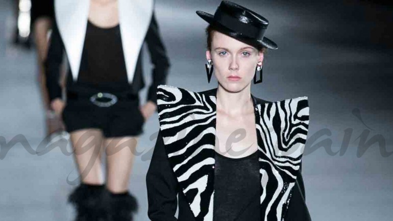 París Fashion Week: Yves Saint Laurent Primavera-Verano 2018